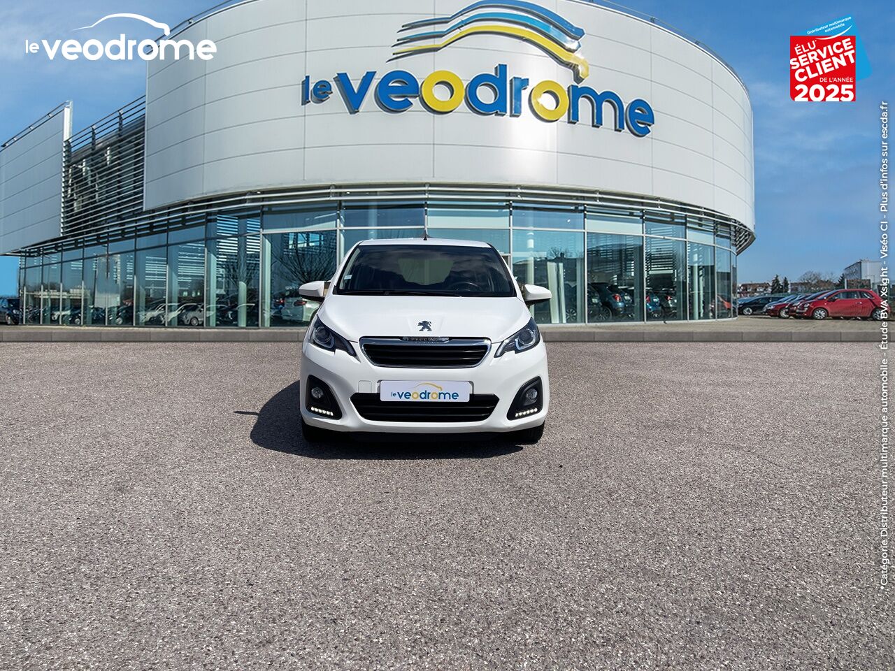 Véhicule d'occasion PEUGEOT 108 1.2 PURETECH ALLURE 3P chez Le Veodrome