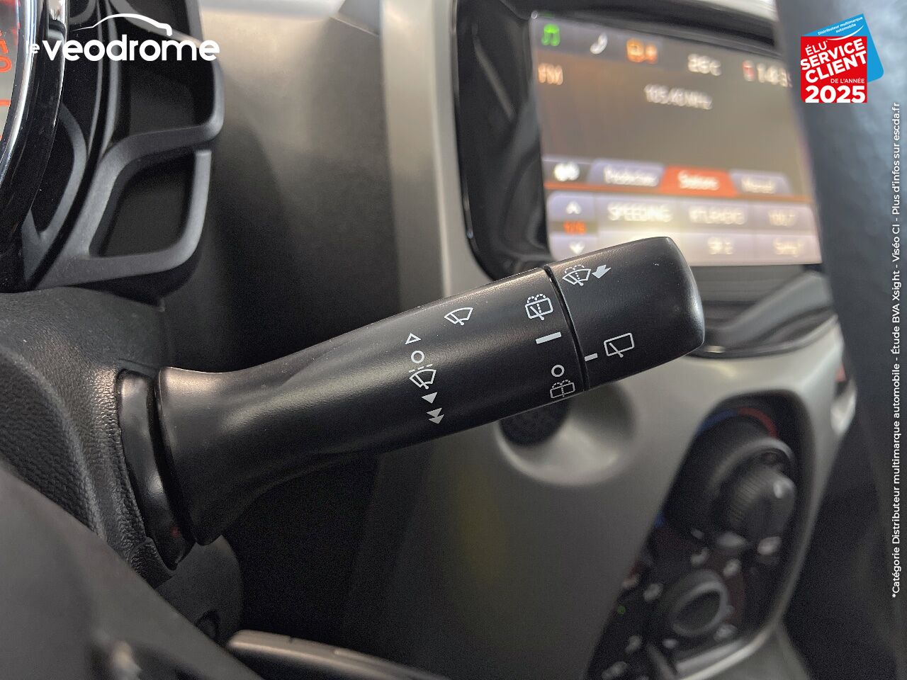 Véhicule d'occasion PEUGEOT 108 1.2 PURETECH ALLURE 3P chez Le Veodrome