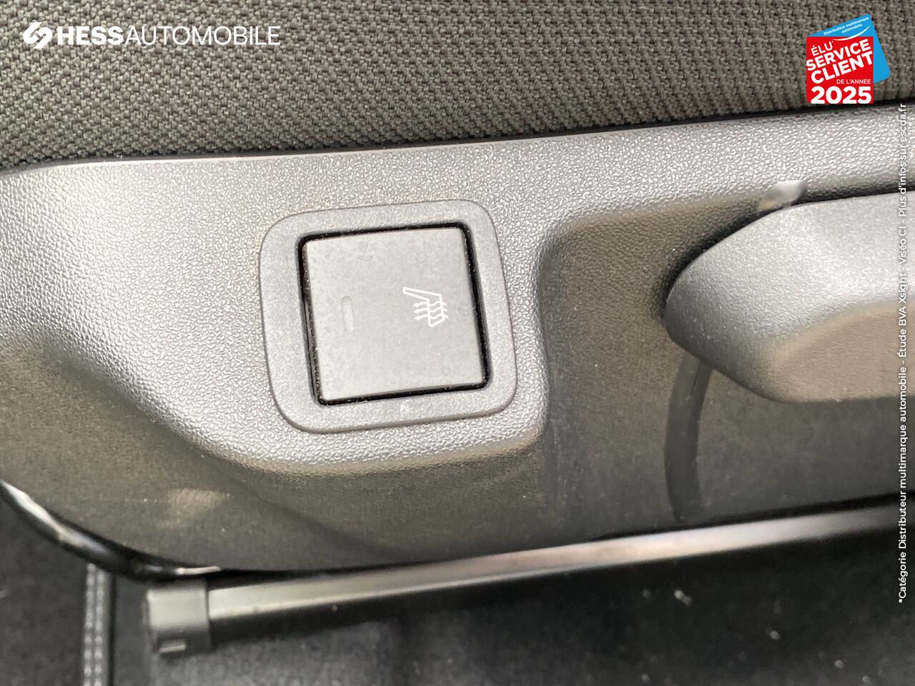 Véhicule d'occasion PEUGEOT 108 1.0 VTI STYLE TOP 5P TOUVRANT CAMERA chez Peugeot Reims