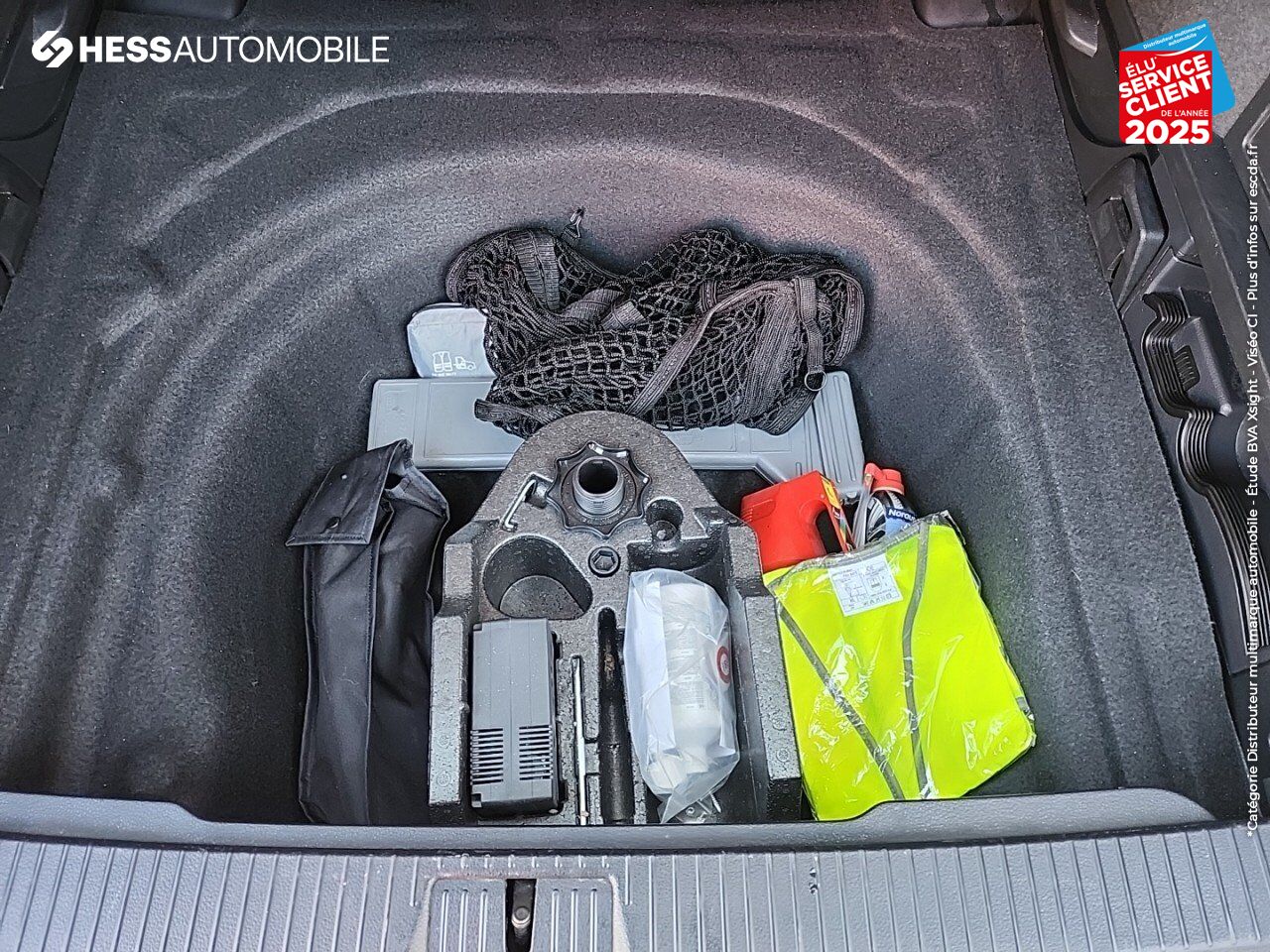Véhicule d'occasion VOLKSWAGEN PASSAT SW 1.6 TDI 120CH BUSINESS DSG7 SIEGES CHAUF GPS CAMERA chez Renault Saint-Louis