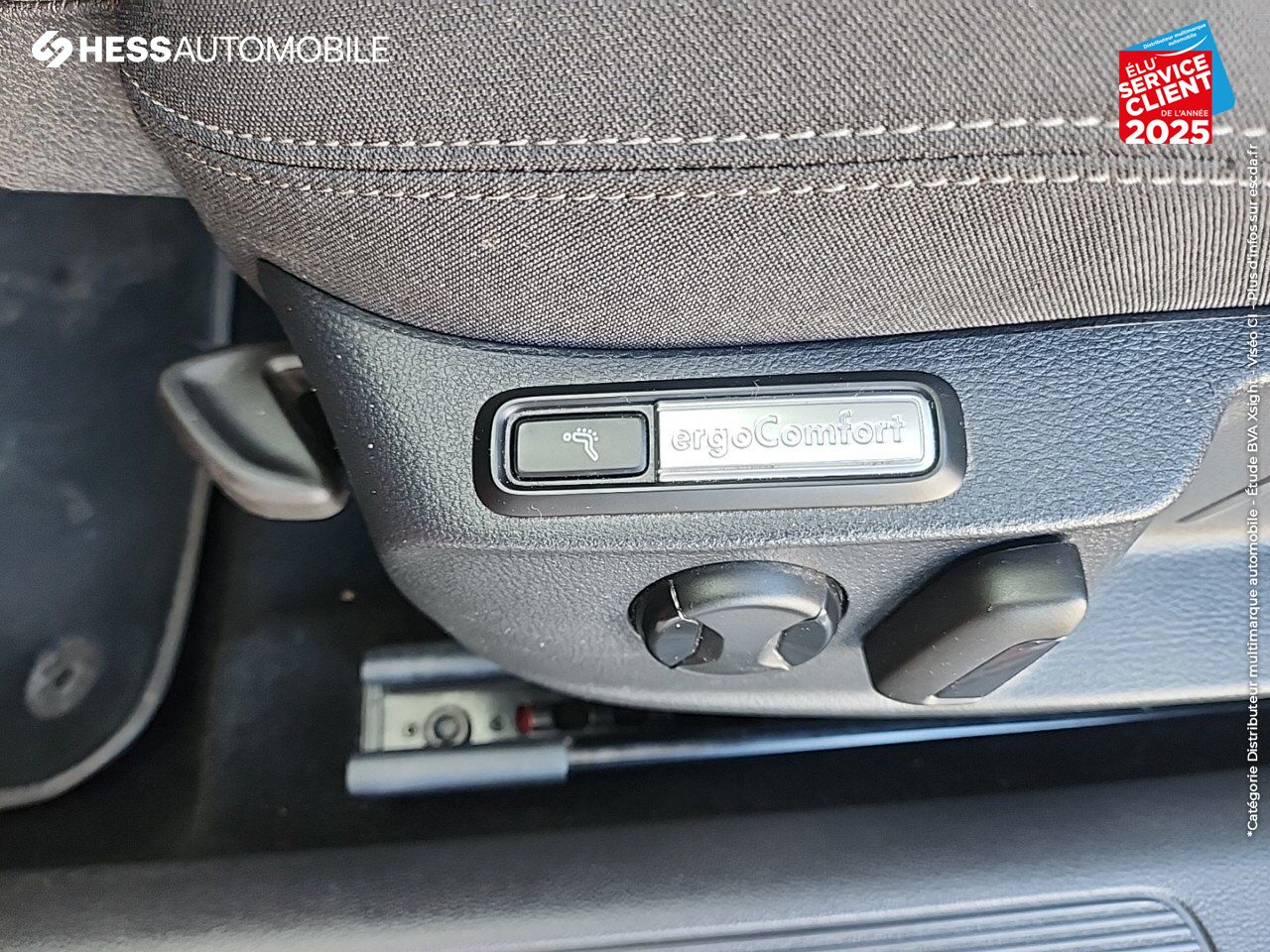 Véhicule d'occasion VOLKSWAGEN PASSAT SW 1.6 TDI 120CH BUSINESS DSG7 SIEGES CHAUF GPS CAMERA chez Renault Saint-Louis