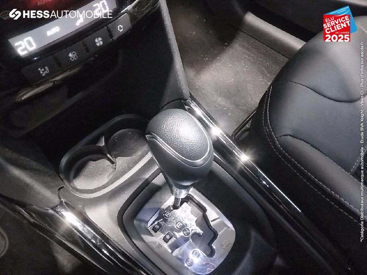 Véhicule d'occasion PEUGEOT 2008 1.2 PURETECH 110CH E6.C ALLURE S/S EAT6 chez Peugeot Charleville