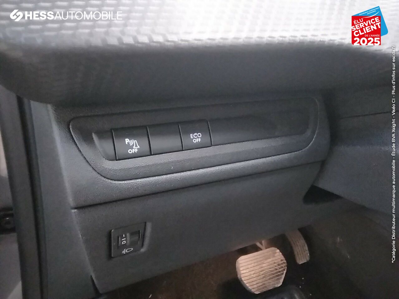 Véhicule d'occasion PEUGEOT 2008 1.2 PURETECH 110CH E6.C ALLURE S/S EAT6 chez Peugeot Charleville