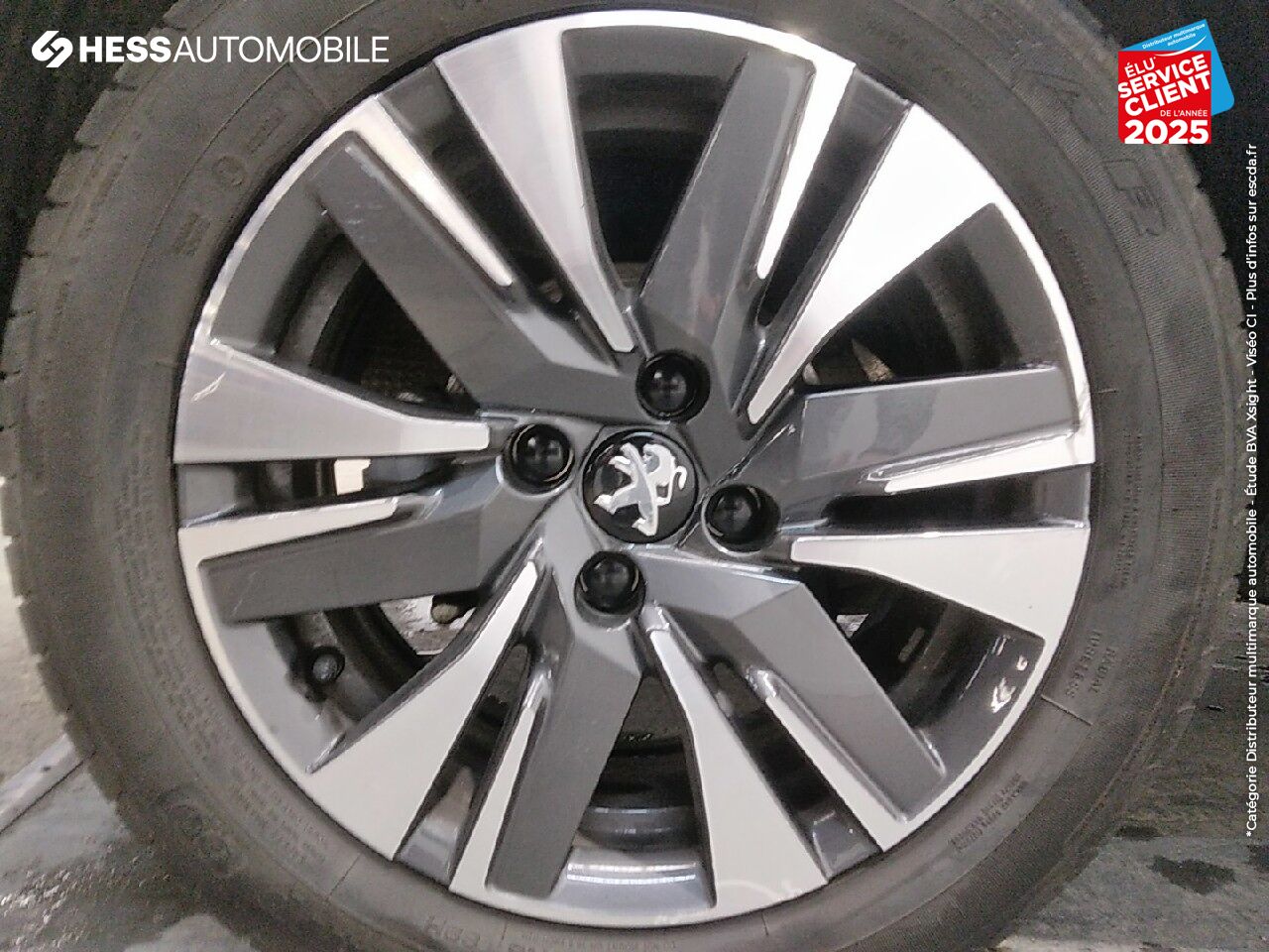Véhicule d'occasion PEUGEOT 2008 1.2 PURETECH 110CH E6.C ALLURE S/S EAT6 chez Peugeot Charleville