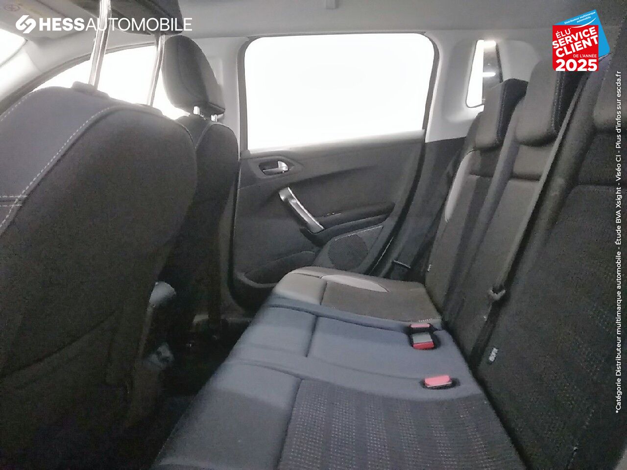 Véhicule d'occasion PEUGEOT 2008 1.2 PURETECH 110CH E6.C ALLURE S/S EAT6 chez Peugeot Charleville