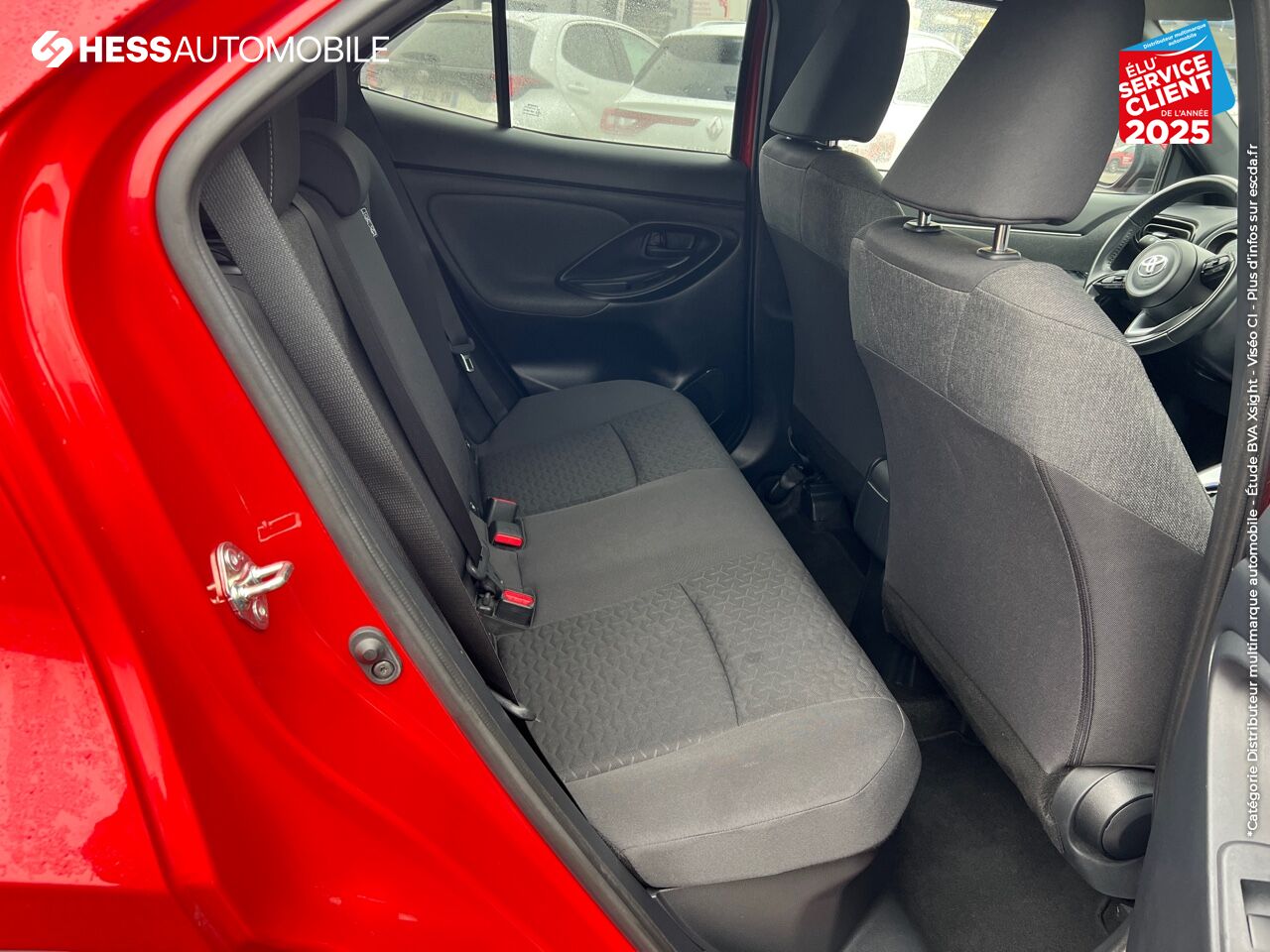 Véhicule d'occasion TOYOTA YARIS CROSS 116H DESIGN AWD-I MY22 CAMERA chez Toyota Thionville