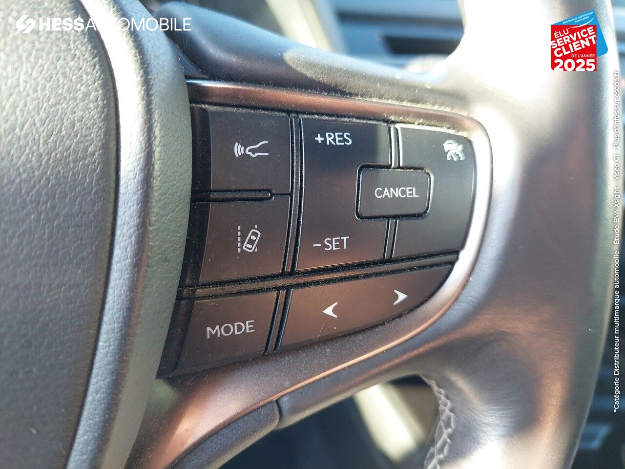 Véhicule d'occasion LEXUS UX 250H 2WD LUXE MY19 chez Lexus Metz