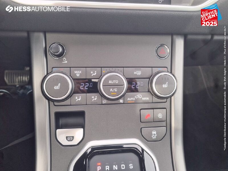 Véhicule d'occasion LAND-ROVER EVOQUE 2.0 TD4 180 HSE 4X4 BVA MARK VI TPANO CAMERA CUIR SIEGES CHAUF chez Land Rover Metz
