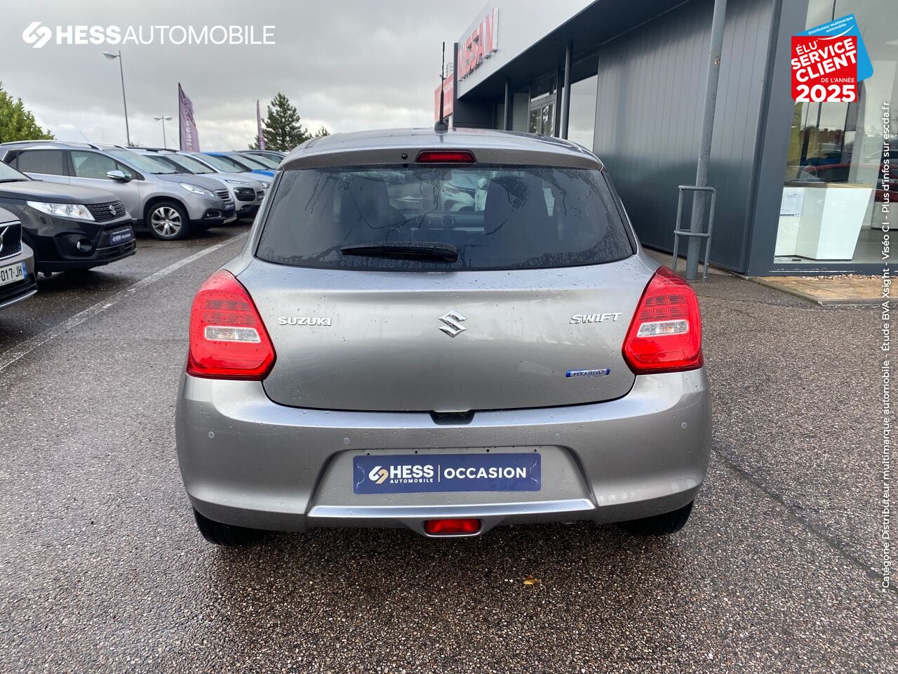 Véhicule d'occasion SUZUKI SWIFT 1.2 DUALJET HYBRID 83CH PRIVILEGE chez Suzuki Nancy
