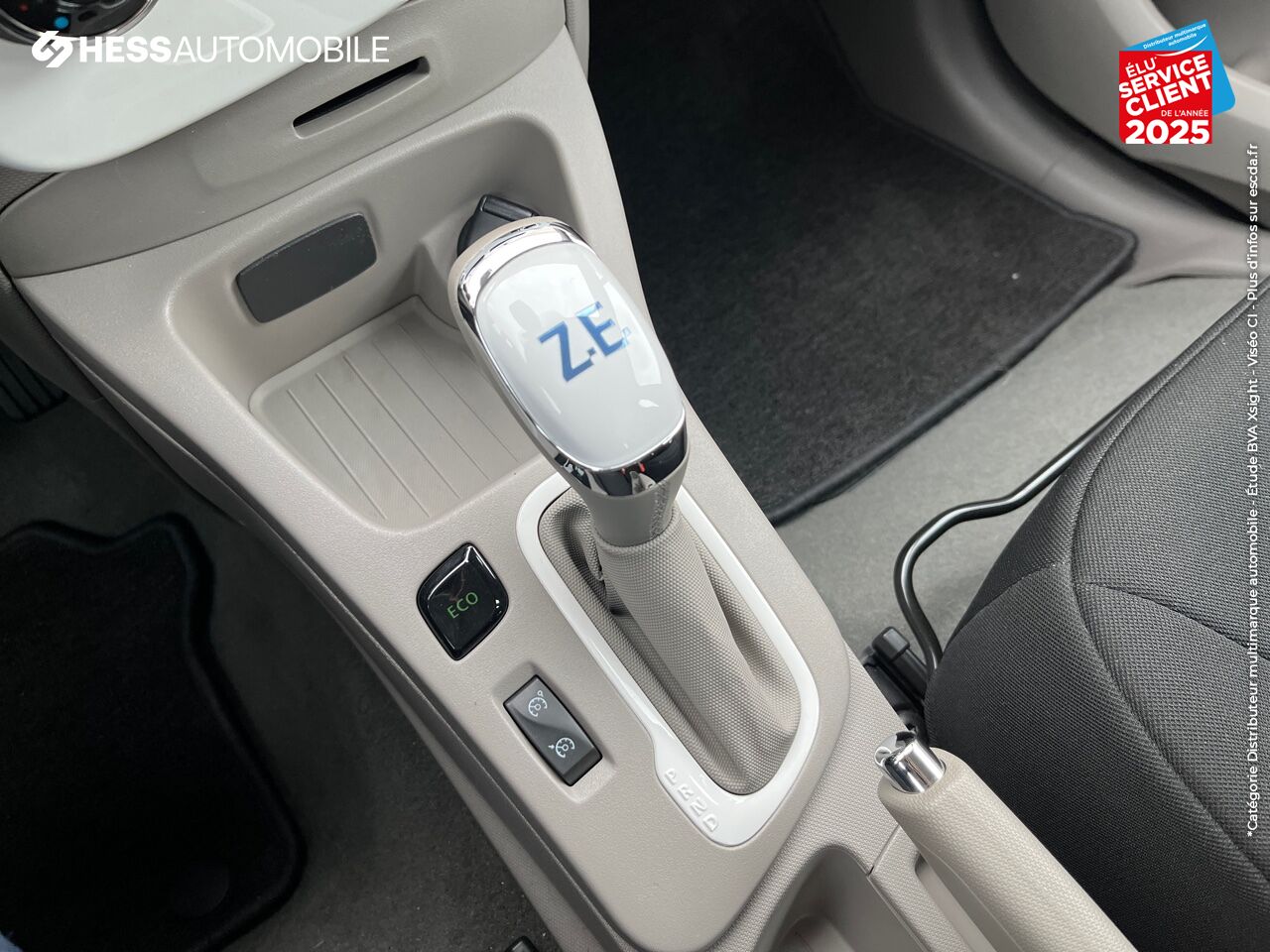Véhicule d'occasion RENAULT ZOE LIFE CHARGE NORMALE R90 MY19 chez Renault Colmar