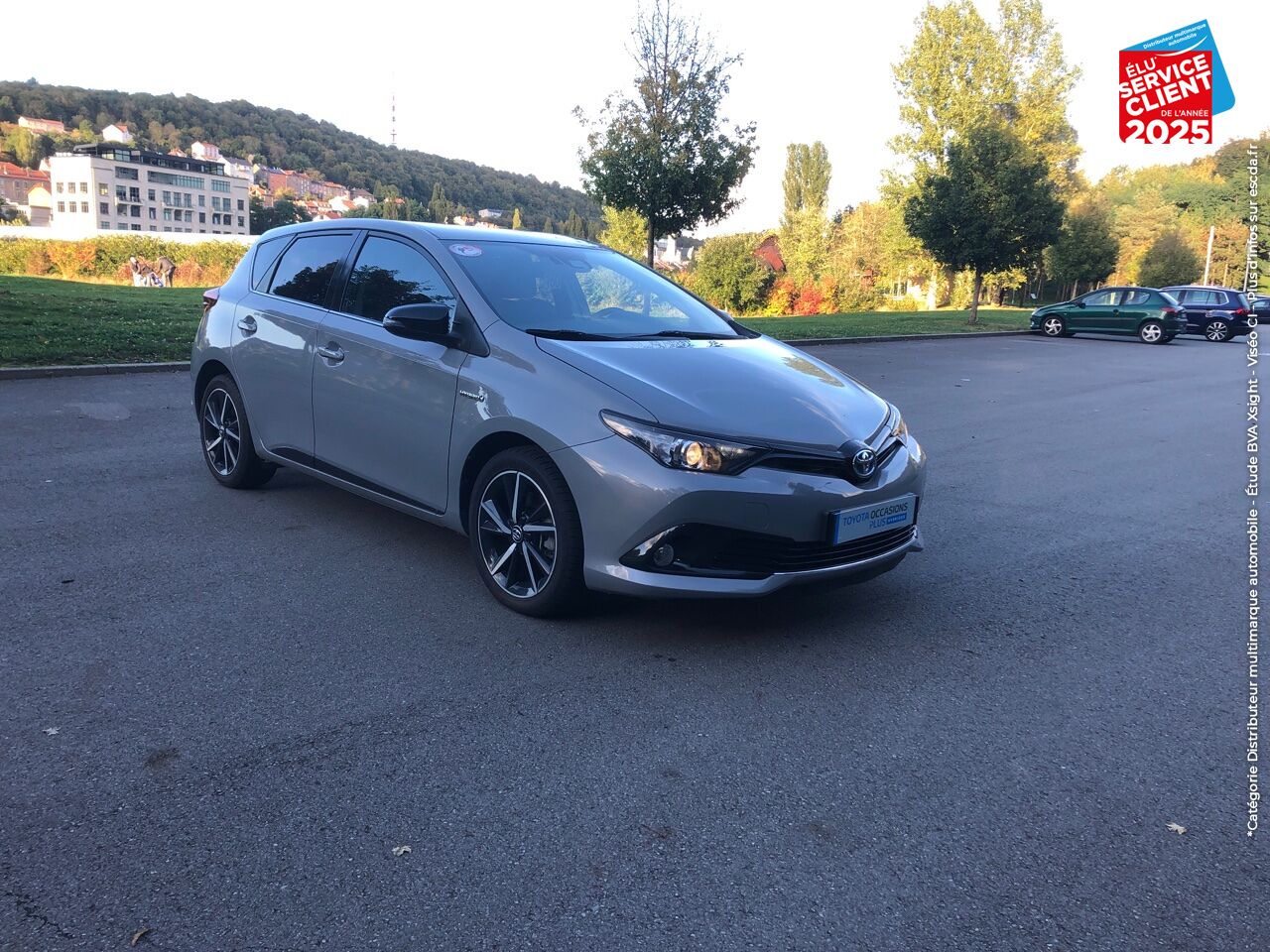 Véhicule d'occasion TOYOTA AURIS HSD 136H COLLECTION GPS CAMERA chez Toyota Longwy