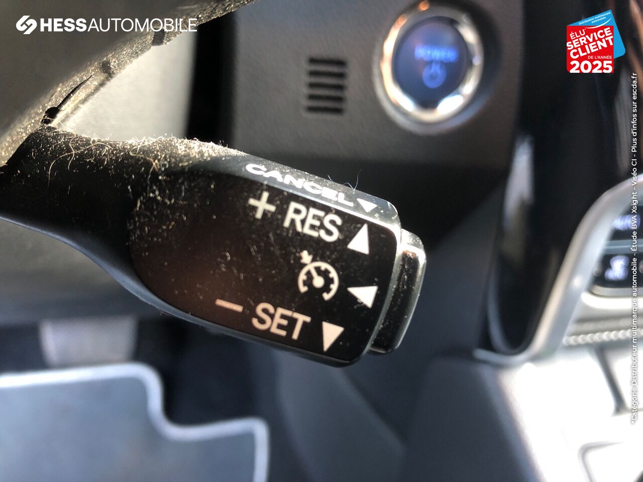 Véhicule d'occasion TOYOTA AURIS HSD 136H COLLECTION GPS CAMERA chez Toyota Longwy