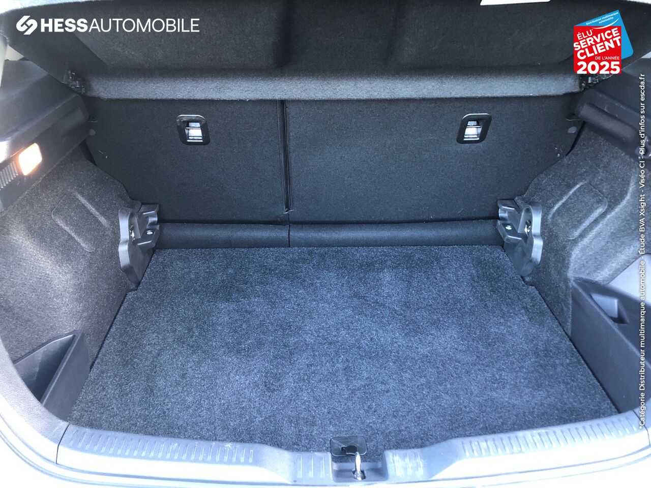 Véhicule d'occasion TOYOTA AURIS HSD 136H COLLECTION GPS CAMERA chez Toyota Longwy