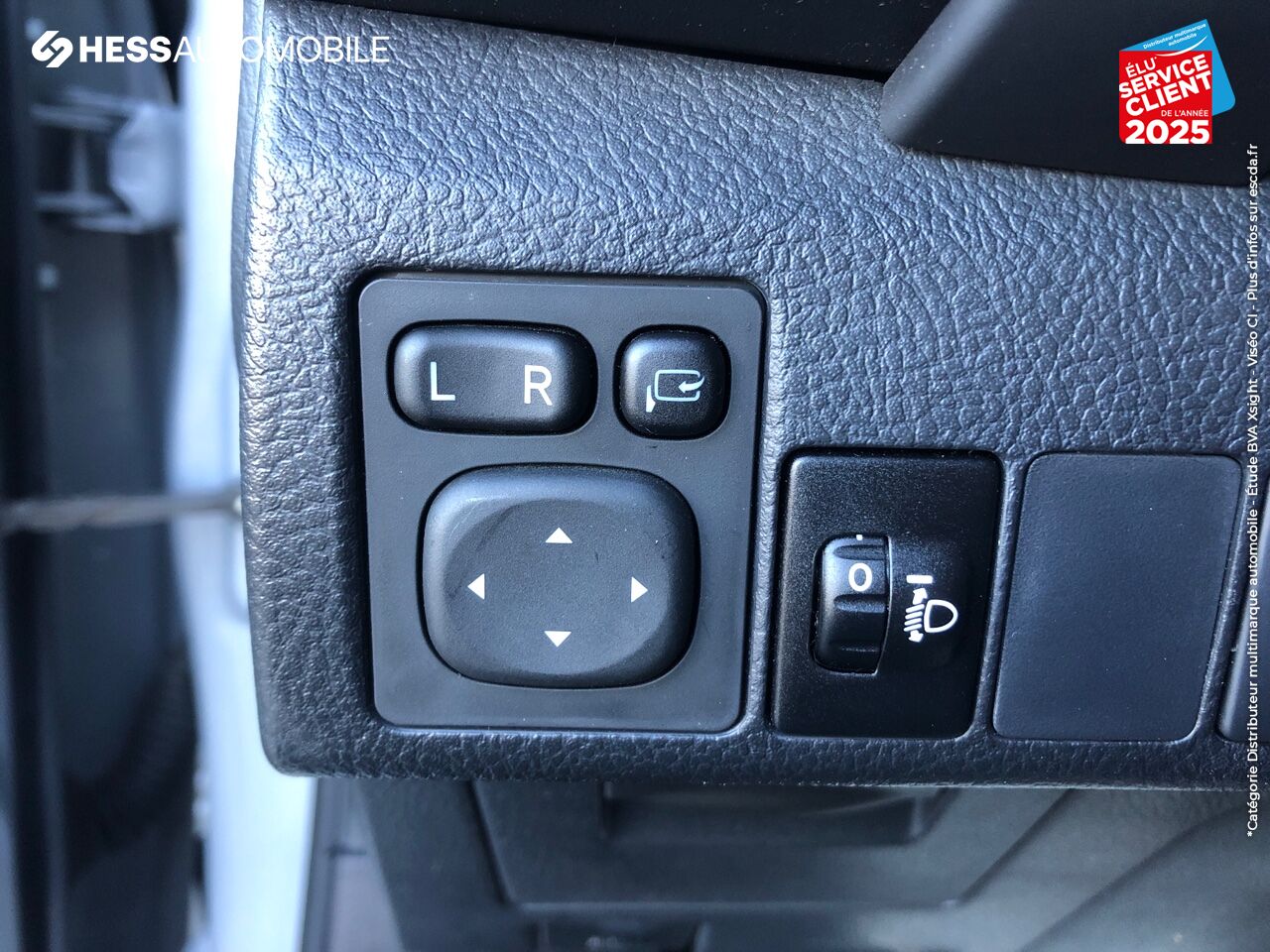 Véhicule d'occasion TOYOTA AURIS HSD 136H COLLECTION GPS CAMERA chez Toyota Longwy