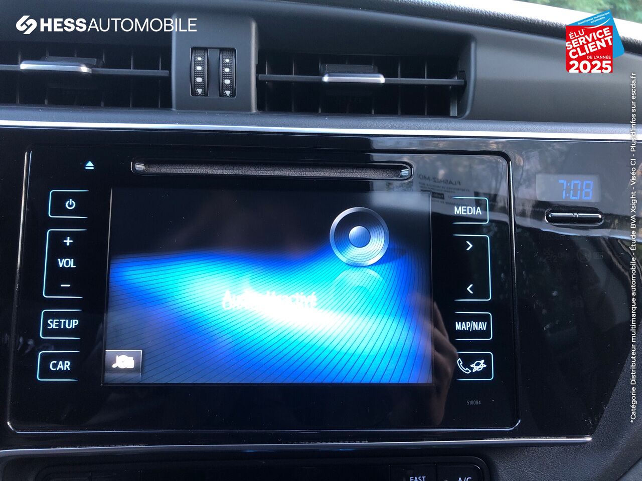 Véhicule d'occasion TOYOTA AURIS HSD 136H COLLECTION GPS CAMERA chez Toyota Longwy