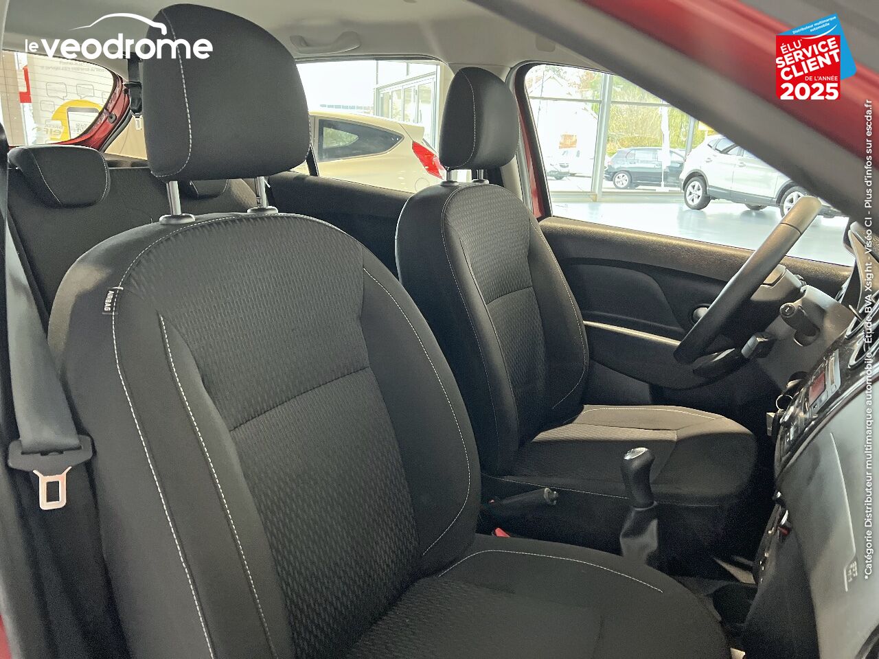 Véhicule d'occasion DACIA SANDERO 1.5 DCI 90CH LAUREATE chez Le Veodrome