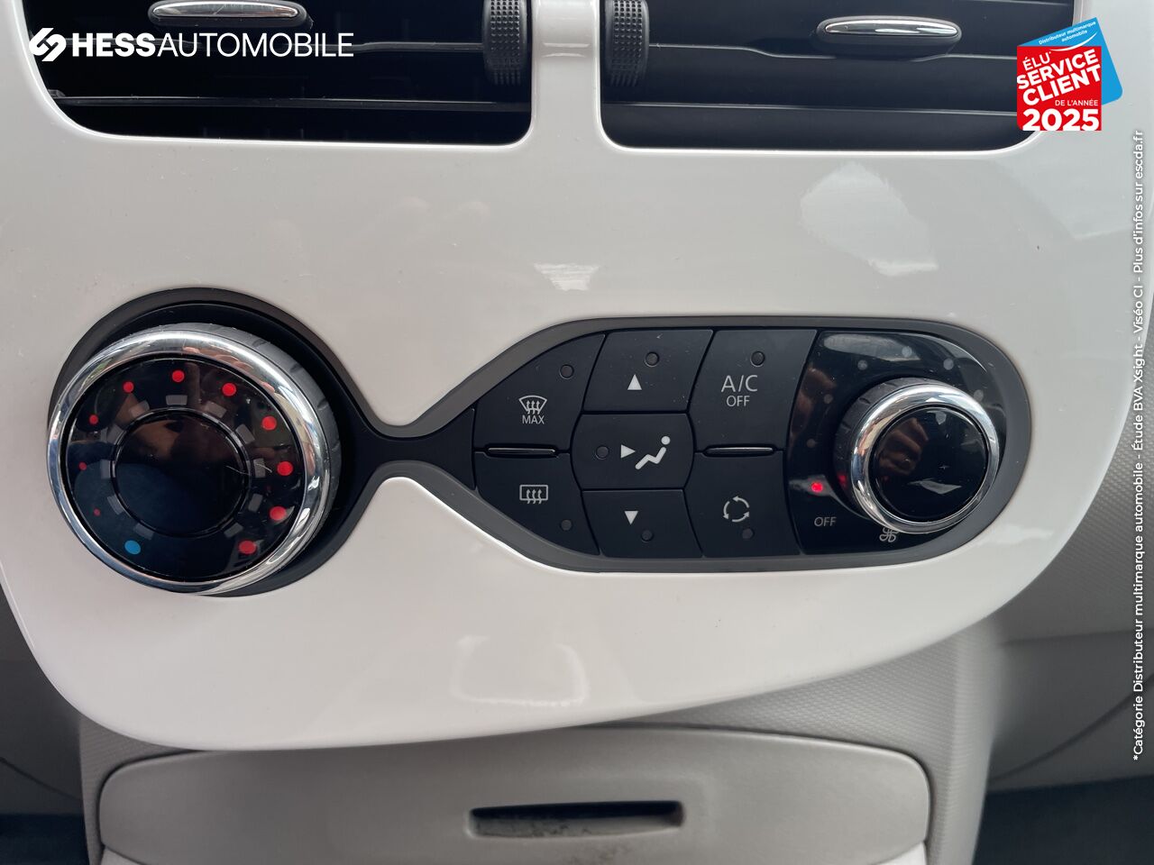 Véhicule d'occasion RENAULT ZOE LIFE CHARGE NORMALE R75 1ERE MAIN chez Renault Saint-Avold