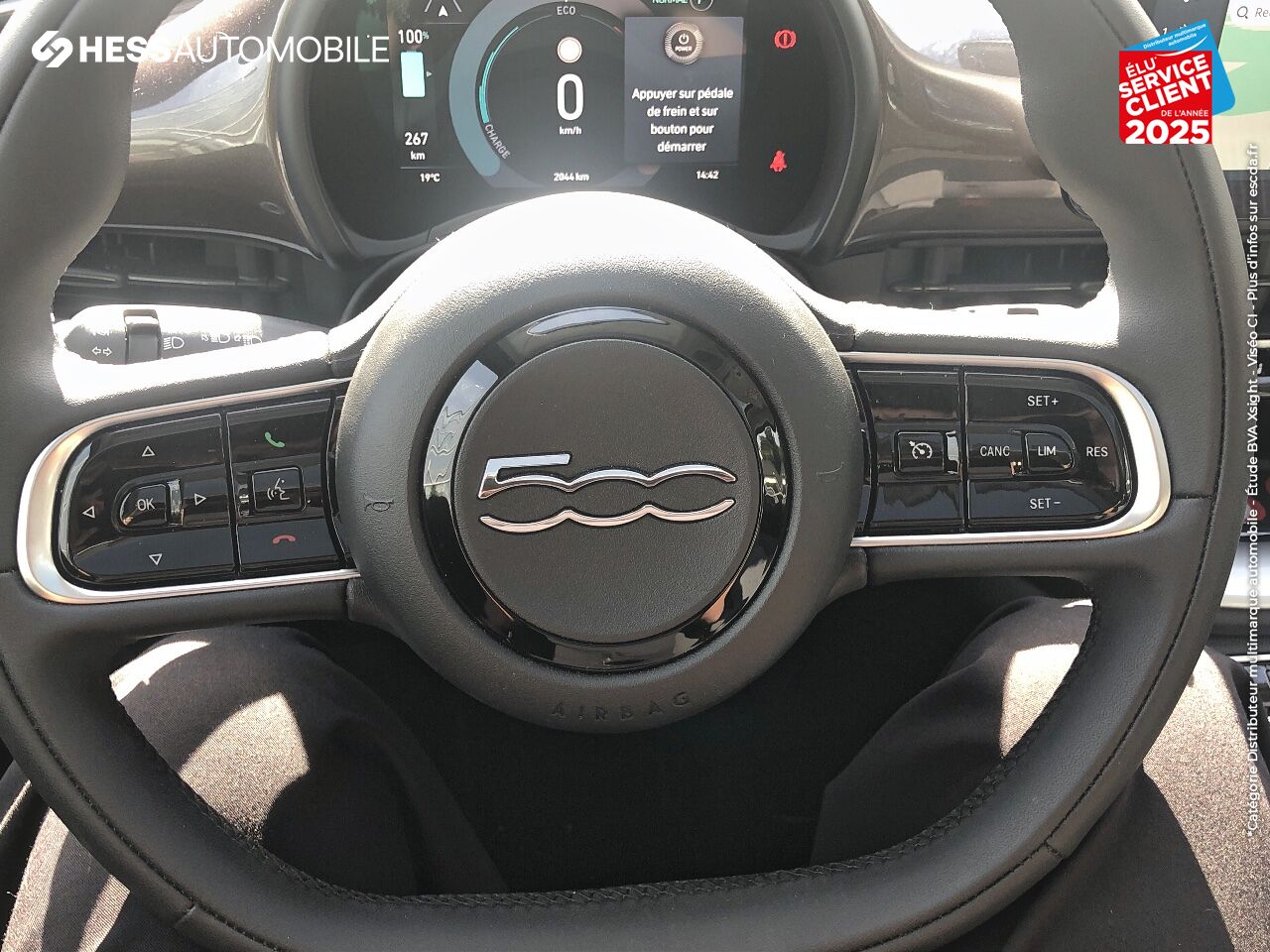 Véhicule d'occasion FIAT 500 BEV BERLINE ICONE chez Fiat Besançon