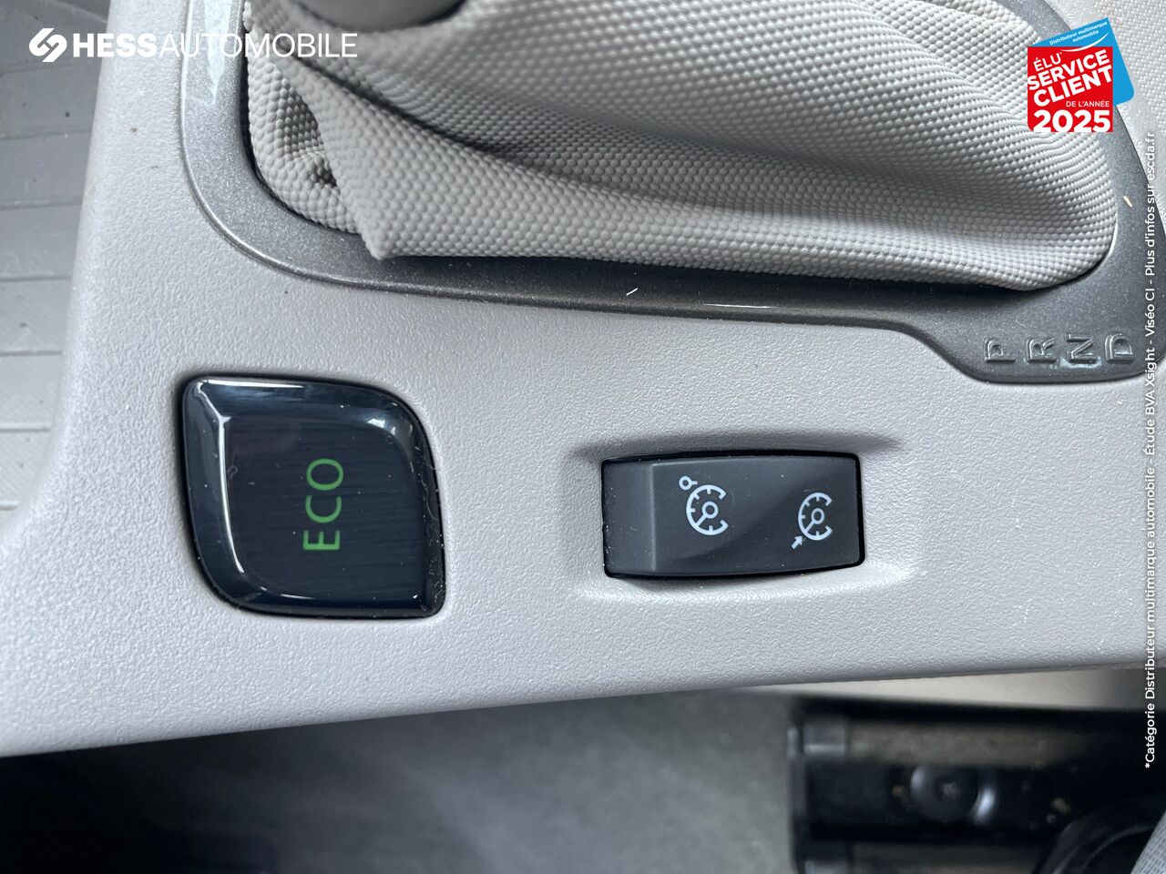 Véhicule d'occasion RENAULT ZOE ZEN CHARGE NORMALE R90 GPS RADAR AR chez Renault Colmar