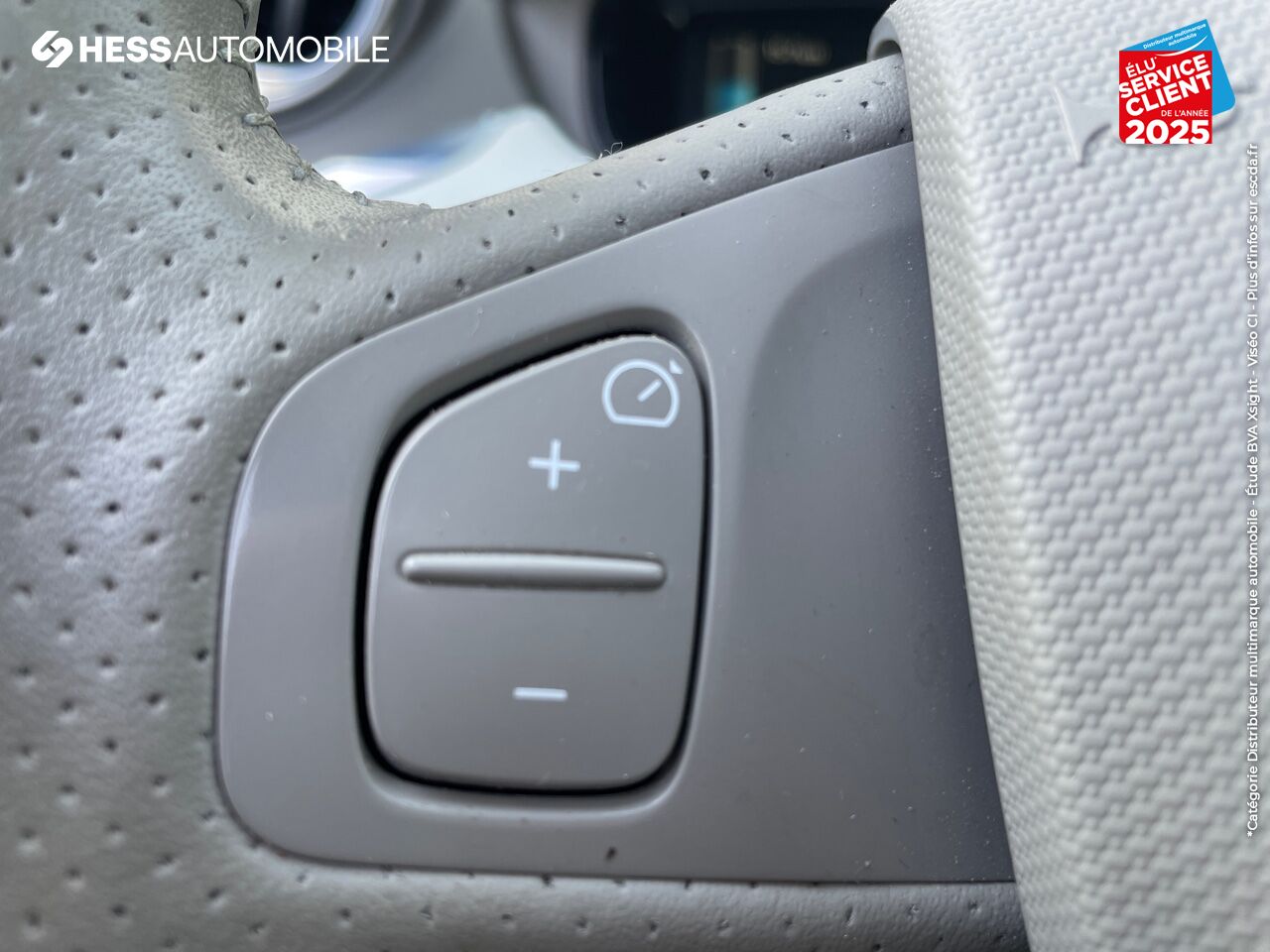 Véhicule d'occasion RENAULT ZOE ZEN CHARGE NORMALE R90 GPS RADAR AR chez Renault Colmar