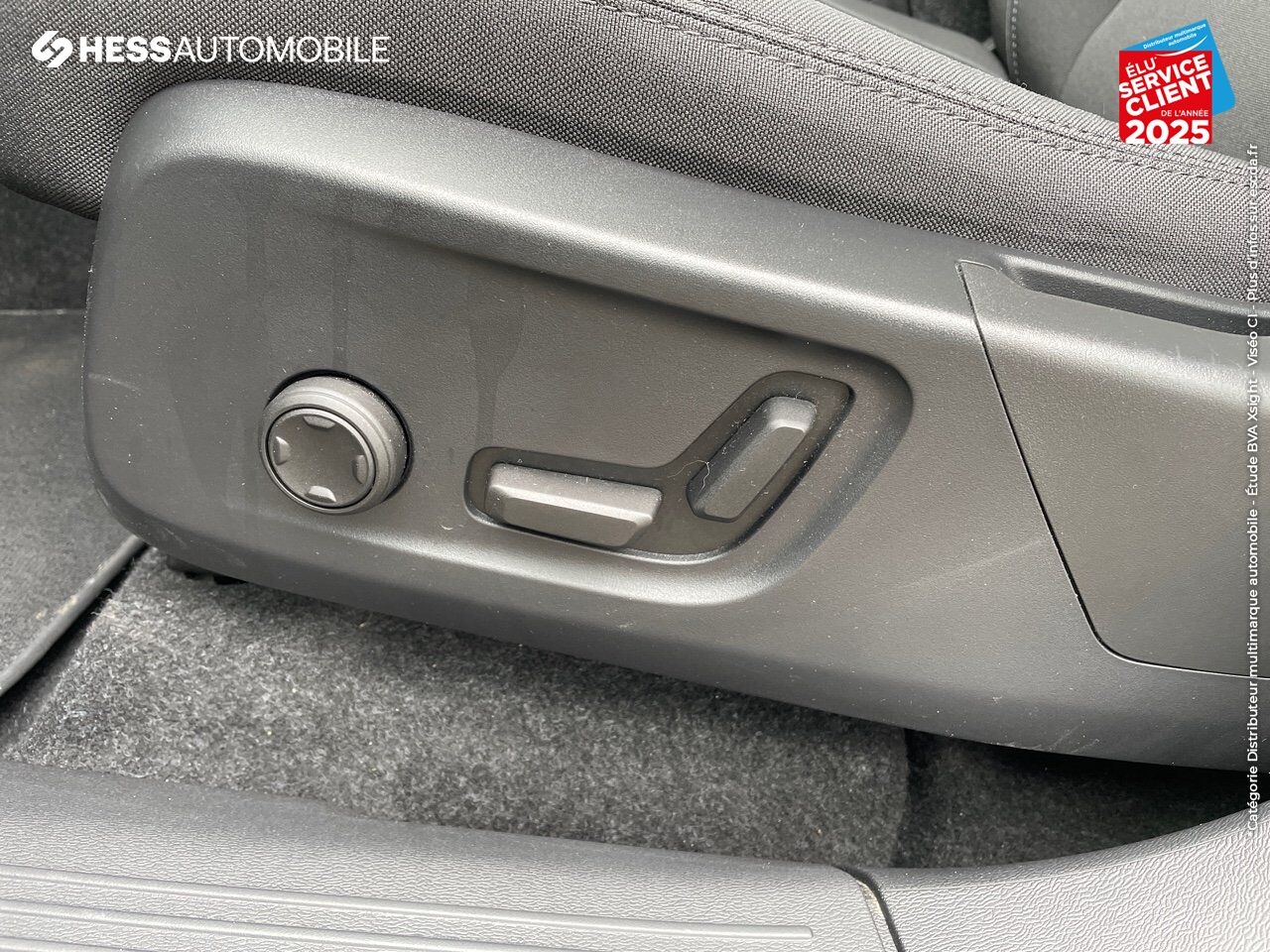 Véhicule d'occasion VOLVO C40 RECHARGE 231CH ULTIMATE TPANO CAMERA CARPLAY chez Volvo Reims