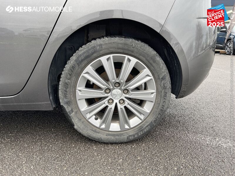 Véhicule d'occasion PEUGEOT 308 1.5 BLUEHDI 130CH S/S ALLURE PACK GPS CAMERA RADAR AV/AR CAR PLAY chez Peugeot Hirson
