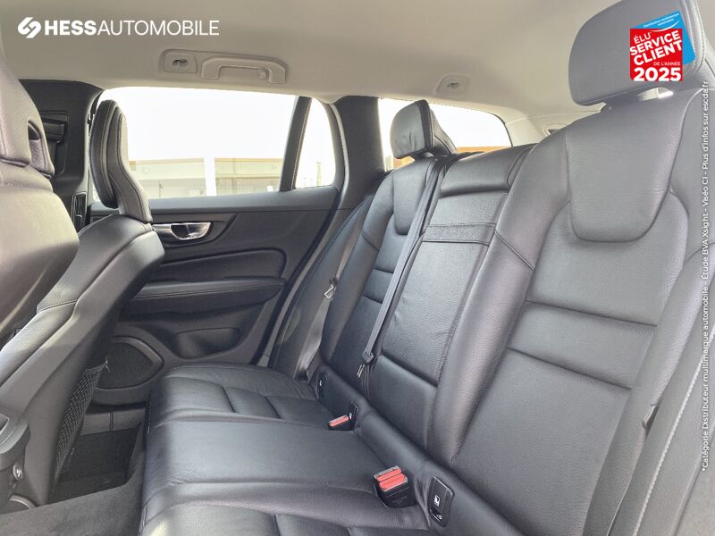 Véhicule d'occasion VOLVO V60 D3 150CH ADBLUE BUSINESS EXECUTIVE GEARTRONIC chez Volvo Reims