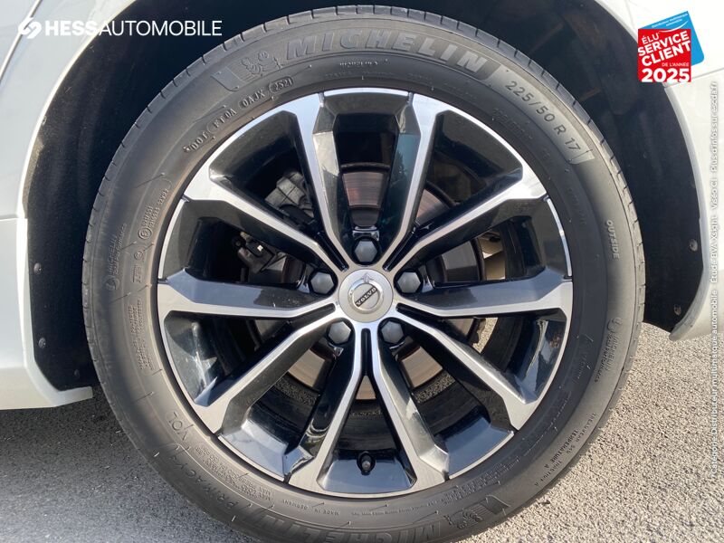 Véhicule d'occasion VOLVO V60 D3 150CH ADBLUE BUSINESS EXECUTIVE GEARTRONIC chez Volvo Reims