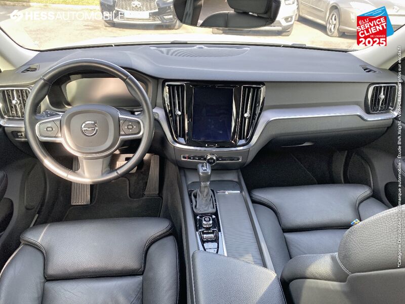 Véhicule d'occasion VOLVO V60 D3 150CH ADBLUE BUSINESS EXECUTIVE GEARTRONIC chez Volvo Reims