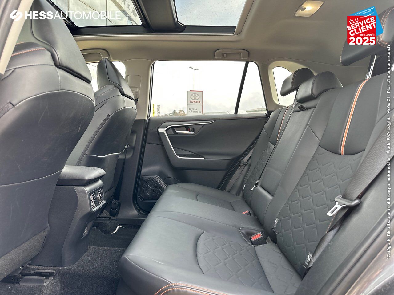 Véhicule d'occasion TOYOTA RAV4 2.5 HYBRIDE 222CH TRAIL AWD-I MY24 chez Hyundai Reims