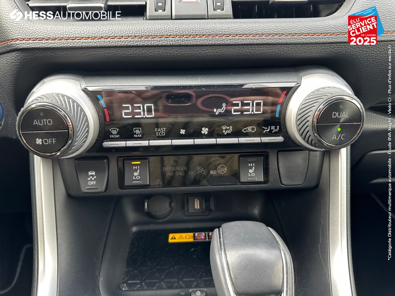 Véhicule d'occasion TOYOTA RAV4 2.5 HYBRIDE 222CH TRAIL AWD-I MY24 chez Hyundai Reims