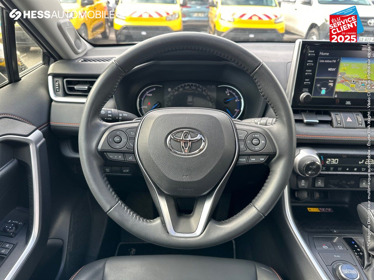 Véhicule d'occasion TOYOTA RAV4 2.5 HYBRIDE 222CH TRAIL AWD-I MY24 chez Hyundai Reims