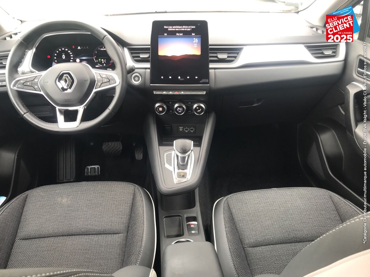 Véhicule d'occasion RENAULT CAPTUR 1.3 TCE MILD HYBRID 160CH TECHNO EDC chez Renault Saint-Louis