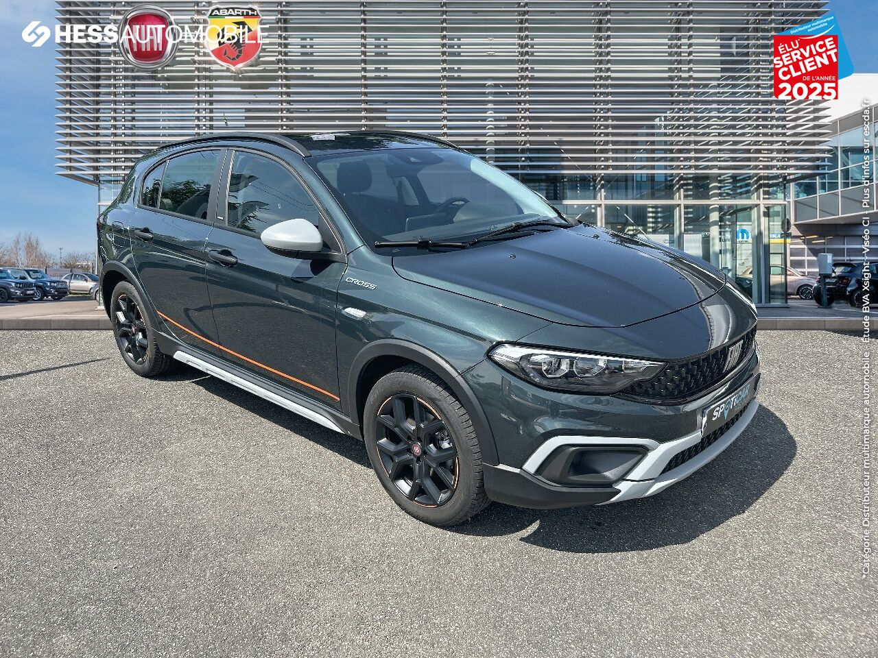Véhicule d'occasion FIAT TIPO CROSS 1.5 FIREFLY TURBO 130CH S/S GARMIN HYBRID DCT7 MY22 chez Renault Colmar