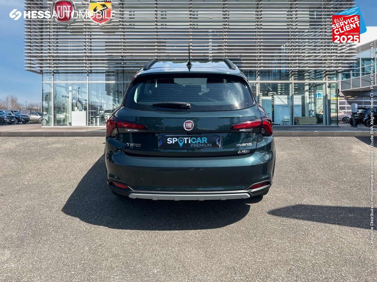 Véhicule d'occasion FIAT TIPO CROSS 1.5 FIREFLY TURBO 130CH S/S GARMIN HYBRID DCT7 MY22 chez Renault Colmar