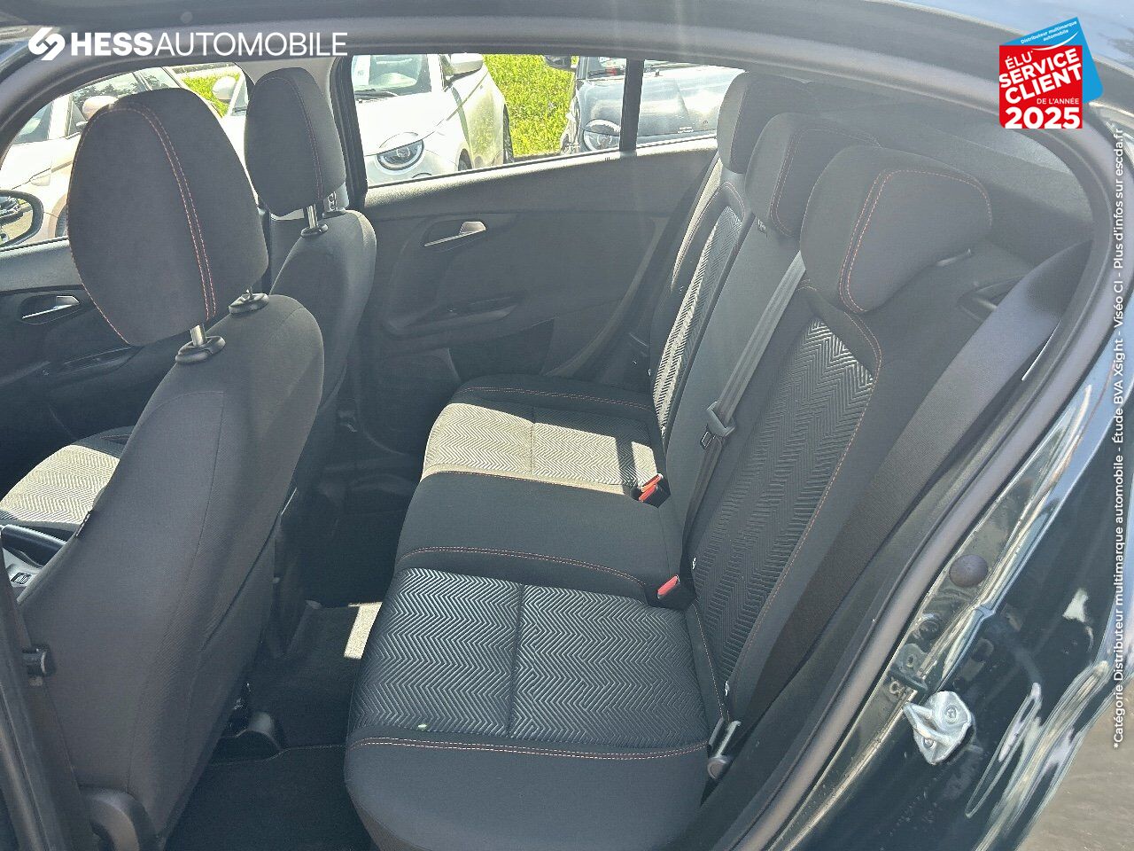Véhicule d'occasion FIAT TIPO CROSS 1.5 FIREFLY TURBO 130CH S/S GARMIN HYBRID DCT7 MY22 chez Renault Colmar