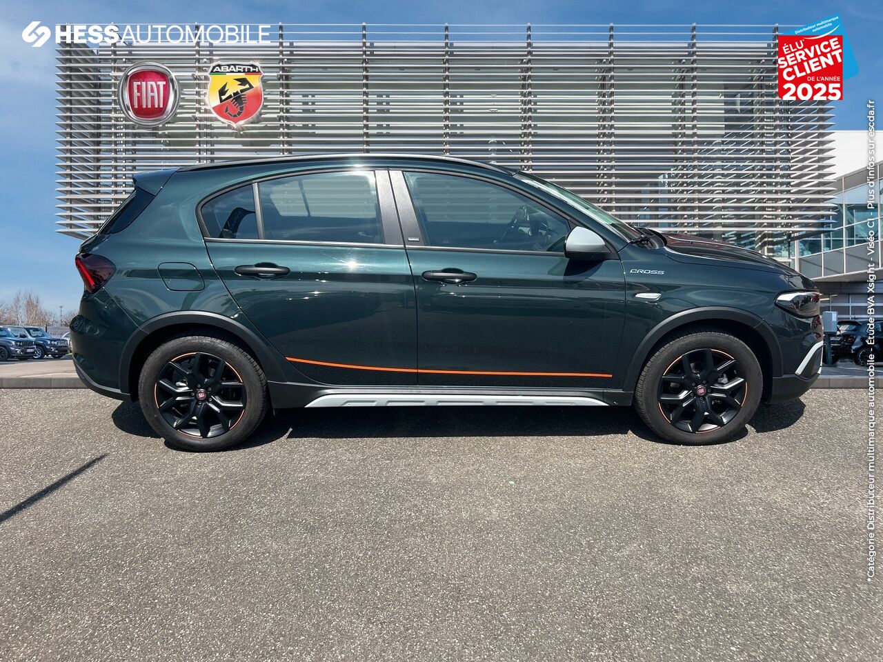 Véhicule d'occasion FIAT TIPO CROSS 1.5 FIREFLY TURBO 130CH S/S GARMIN HYBRID DCT7 MY22 chez Renault Colmar