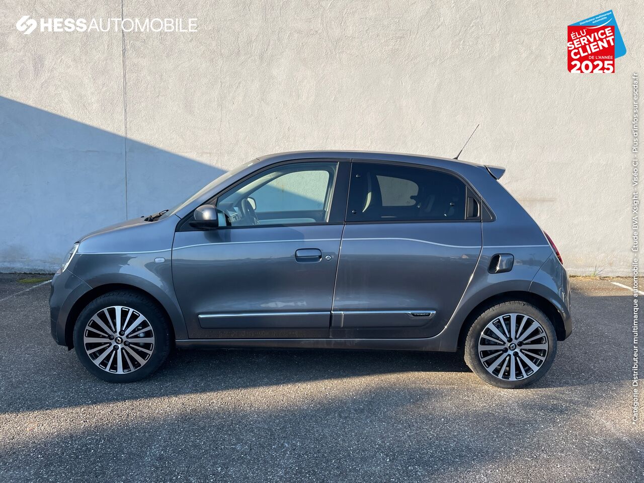 Véhicule d'occasion RENAULT TWINGO 0.9 TCE 95CH INTENS - 20 RADAR AR JA16 chez Renault Colmar