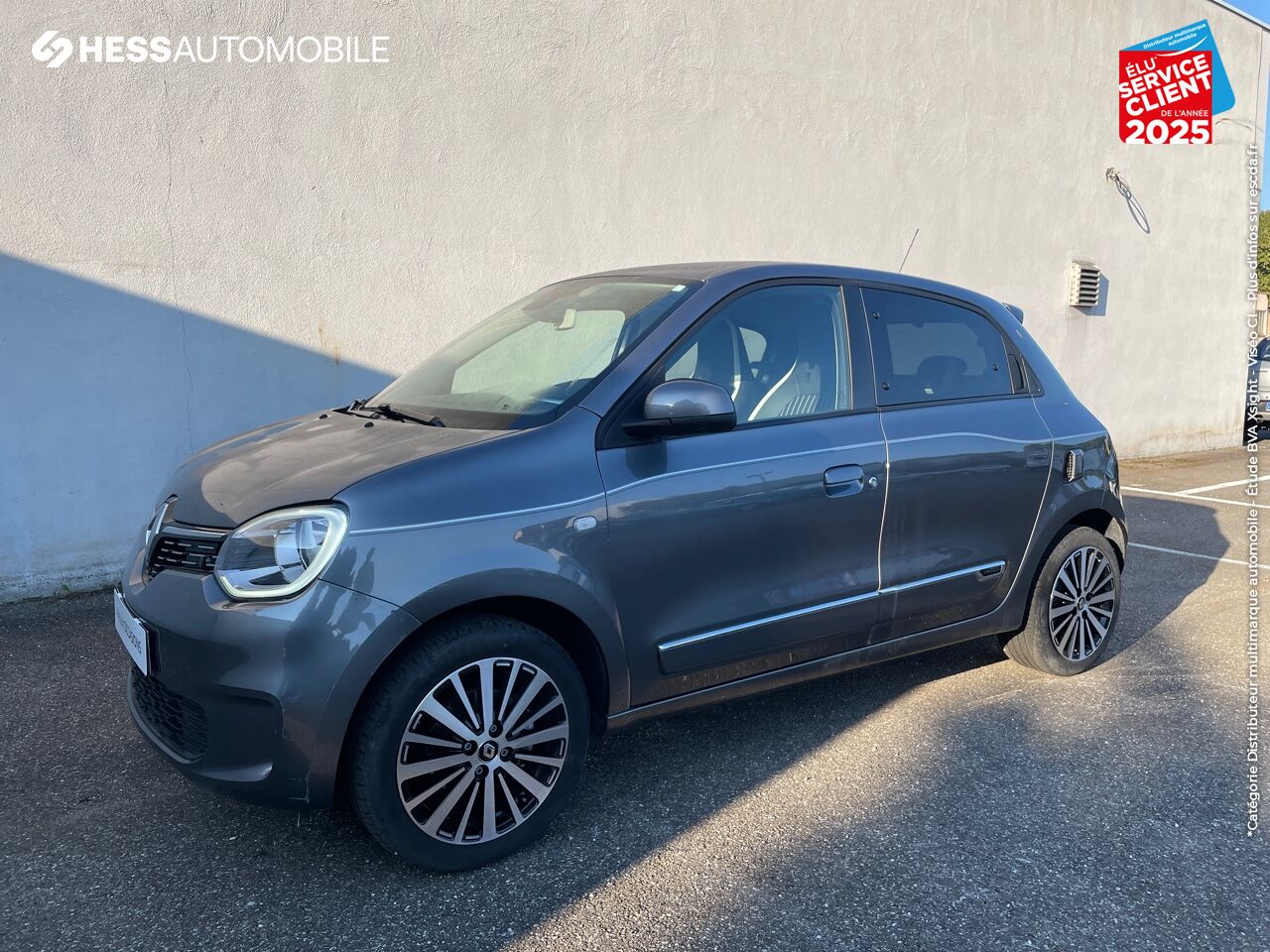 Véhicule d'occasion RENAULT TWINGO 0.9 TCE 95CH INTENS - 20 RADAR AR JA16 chez Renault Colmar