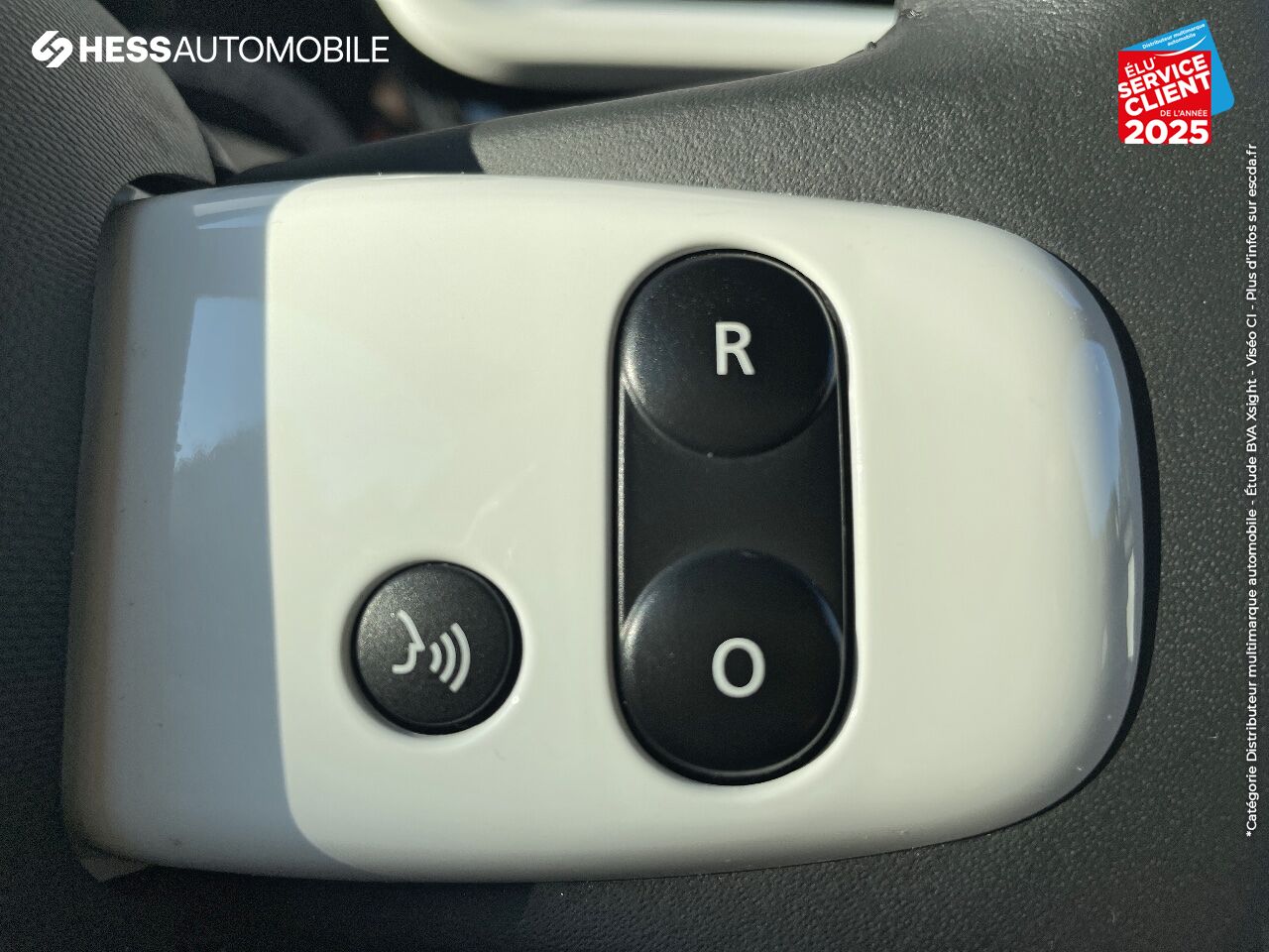 Véhicule d'occasion RENAULT TWINGO 0.9 TCE 95CH INTENS - 20 RADAR AR JA16 chez Renault Colmar