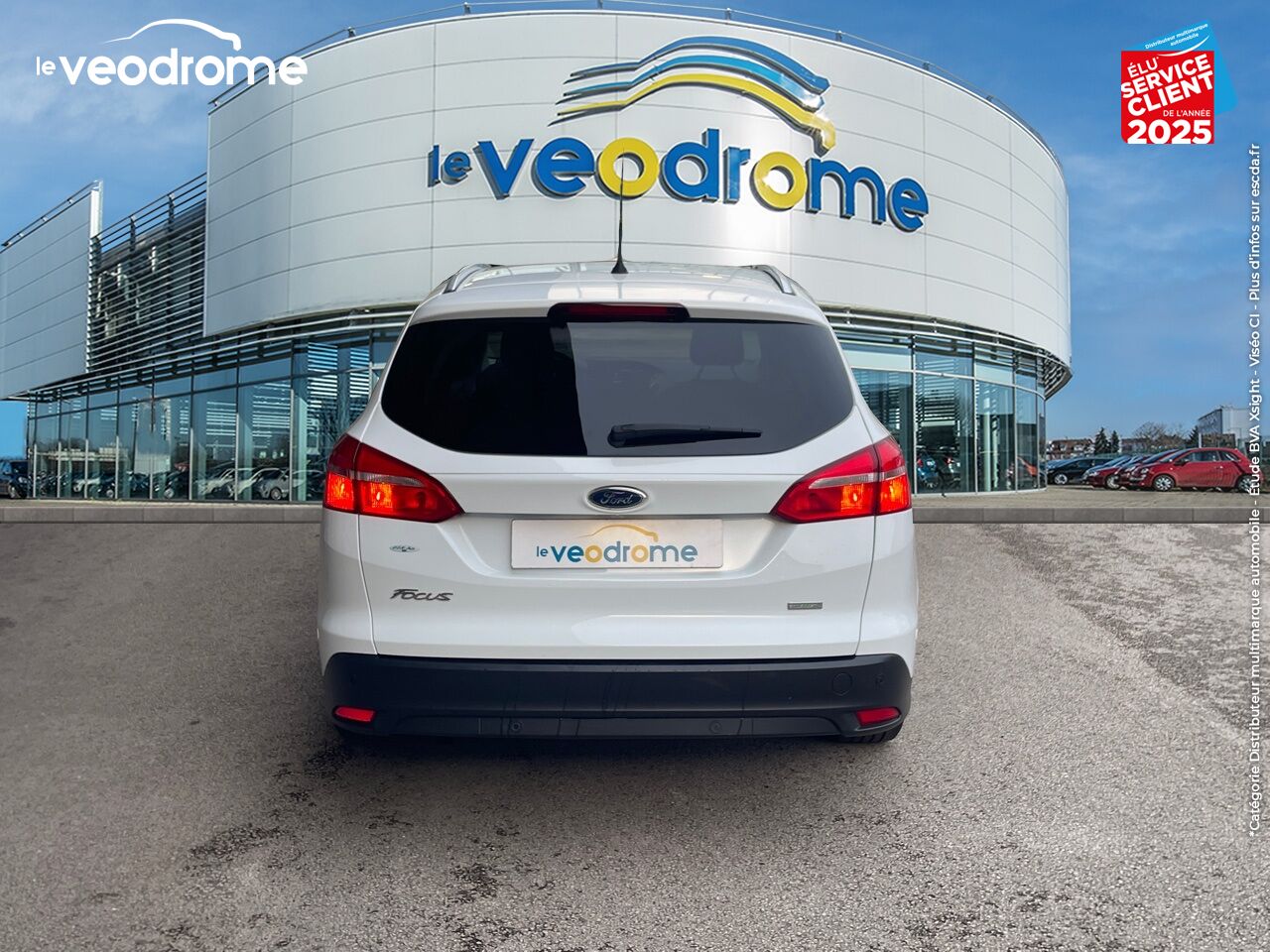 Véhicule d'occasion FORD FOCUS SW 1.0 ECOBOOST 125CH STOPSTART TITANIUM chez Le Veodrome