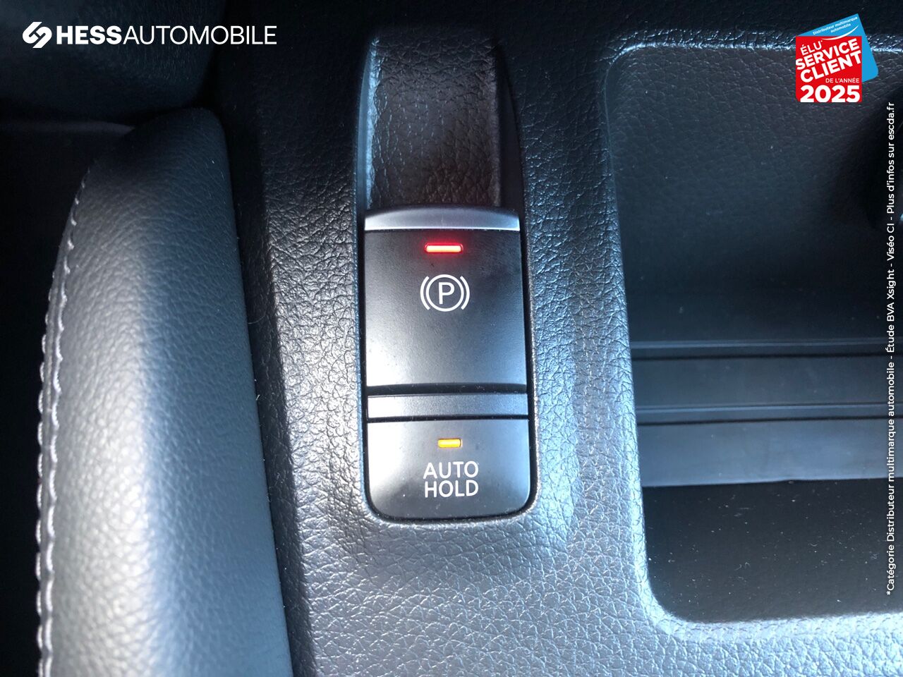 Véhicule d'occasion NISSAN QASHQAI 1.3 DIG-T 140CH N-CONNECTA 2019 EURO6-EVAP TPANO GPS CAM360 chez Nissan Beaune