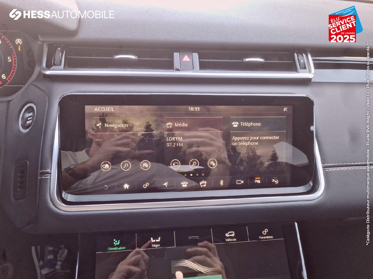 Véhicule d'occasion LAND-ROVER RANGE ROVER VELAR 3.0D V6 300CH R-DYNAMIC HSE AWD BVA chez Land Rover Strasbourg