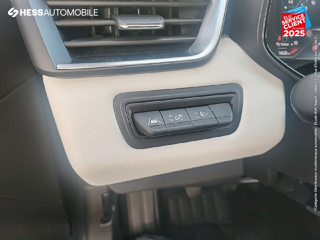 Véhicule d'occasion RENAULT CLIO 1.0 TCE 90CH TECHNO chez Renault Belfort