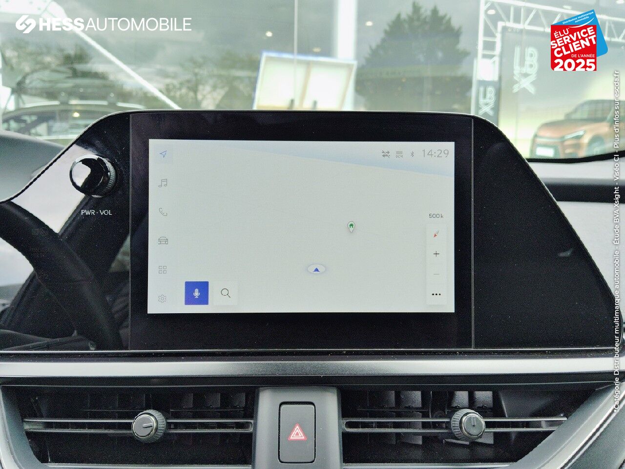 Véhicule d'occasion LEXUS UX 250H LUXE 2WD TOUVRANT SIEGES CHAUF/CUIR GPS CAMERA chez Renault Colmar
