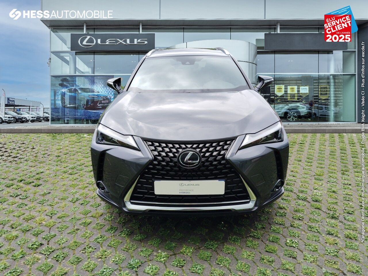 Véhicule d'occasion LEXUS UX 250H LUXE 2WD TOUVRANT SIEGES CHAUF/CUIR GPS CAMERA chez Renault Colmar