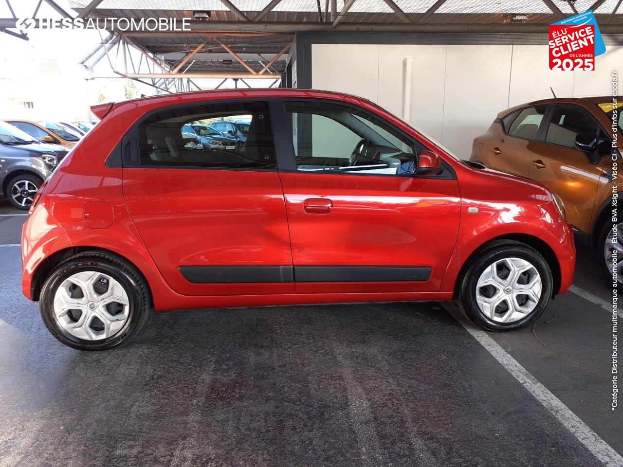 Véhicule d'occasion RENAULT TWINGO 1.0 SCE 75CH ZEN chez Renault Mulhouse