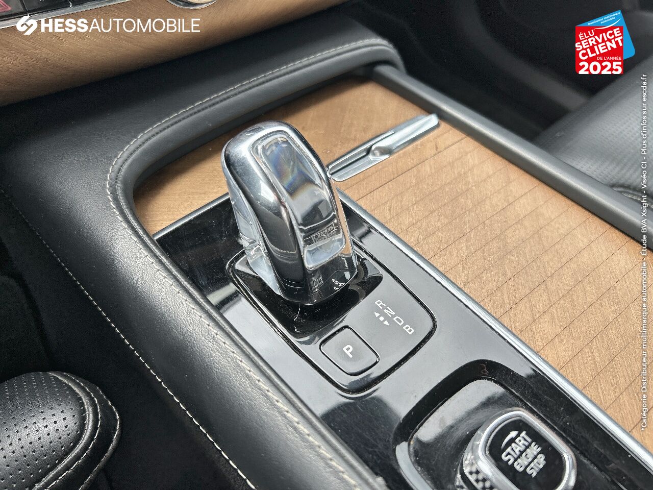 Véhicule d'occasion VOLVO XC90 T8 TWIN ENGINE 303 + 87CH INSCRIPTION LUXE GEARTRONIC 7 PLACES TOUVRANT chez Volvo Epernay