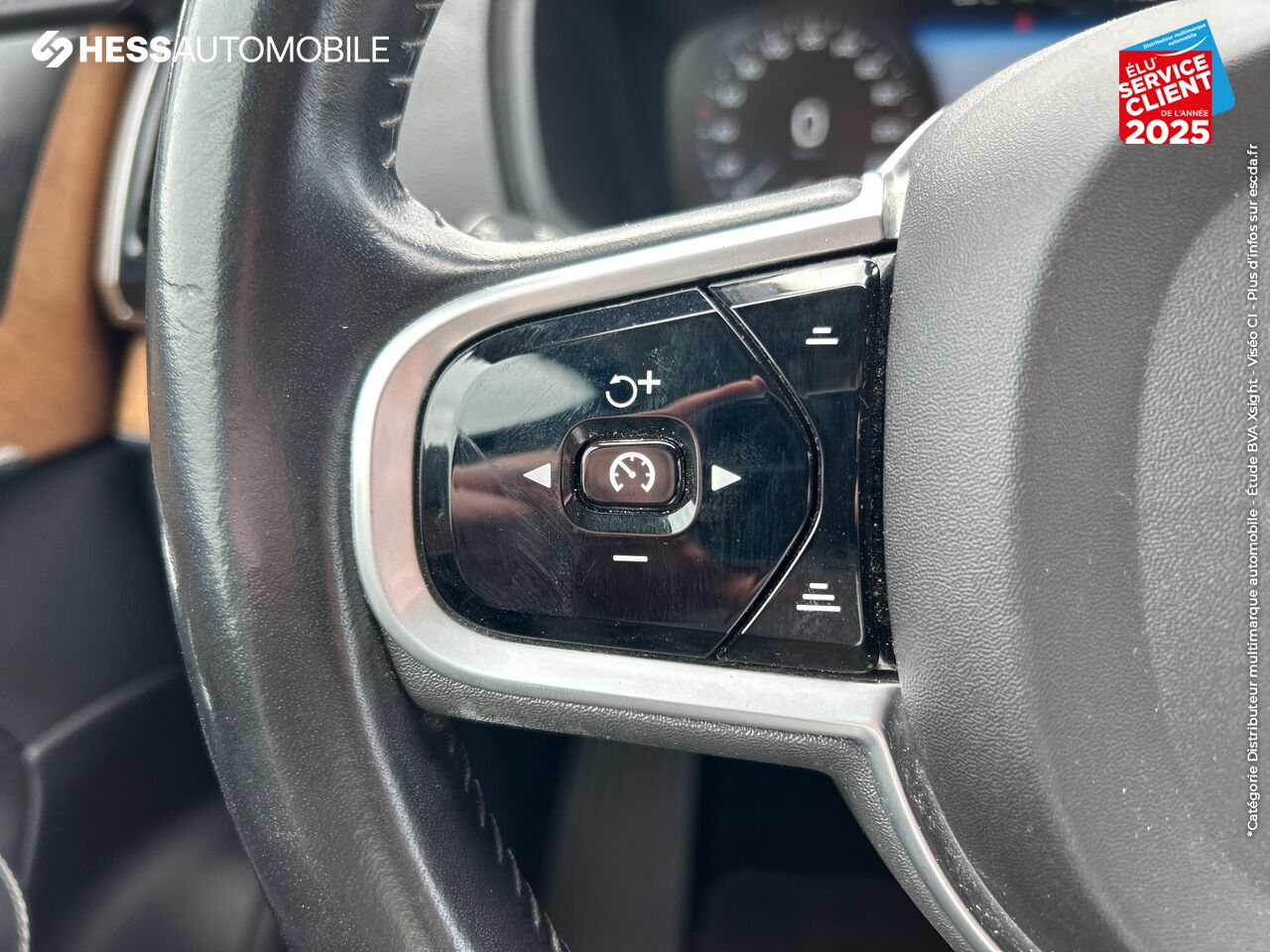 Véhicule d'occasion VOLVO XC90 T8 TWIN ENGINE 303 + 87CH INSCRIPTION LUXE GEARTRONIC 7 PLACES TOUVRANT chez Volvo Epernay