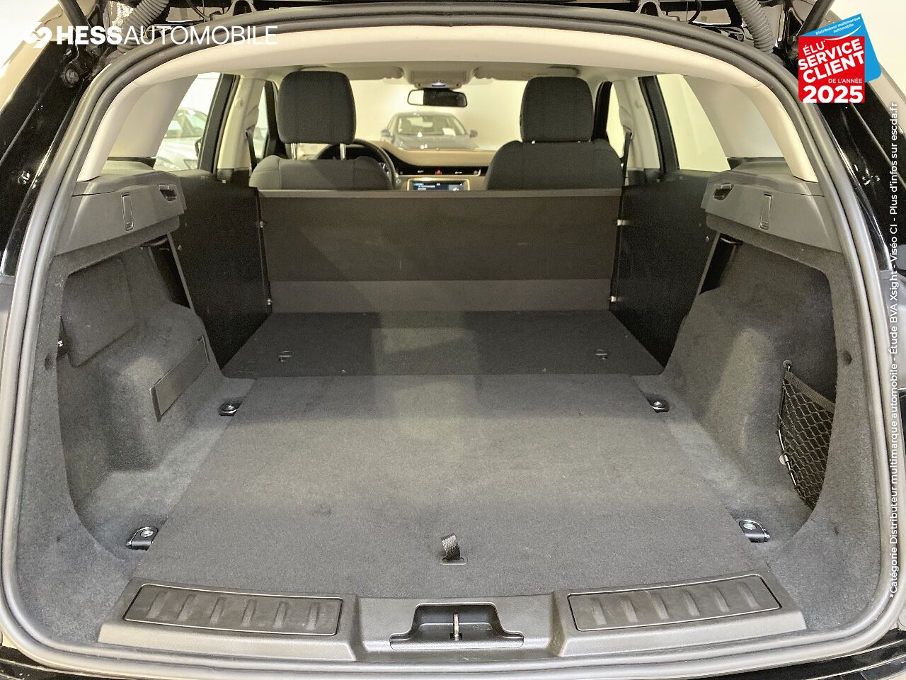 Véhicule d'occasion LAND-ROVER EVOQUE 2.0 D 150CH BUSINESS AWD BVA TPANO CAMERA chez Land Rover Strasbourg